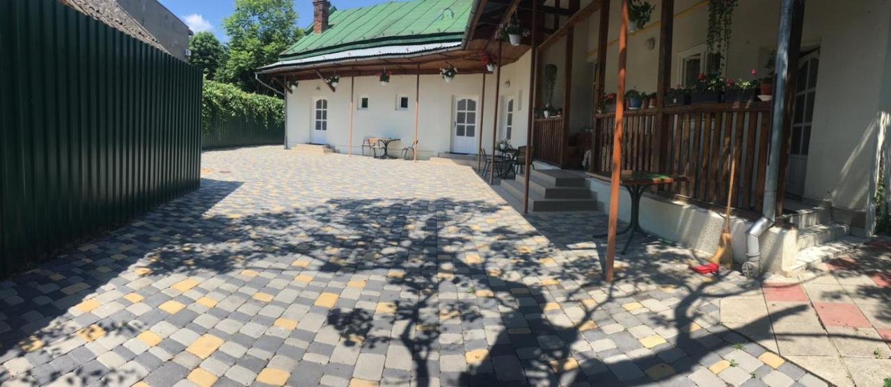 Gelena Гостьовий двір Ужгород Экстерьер фото